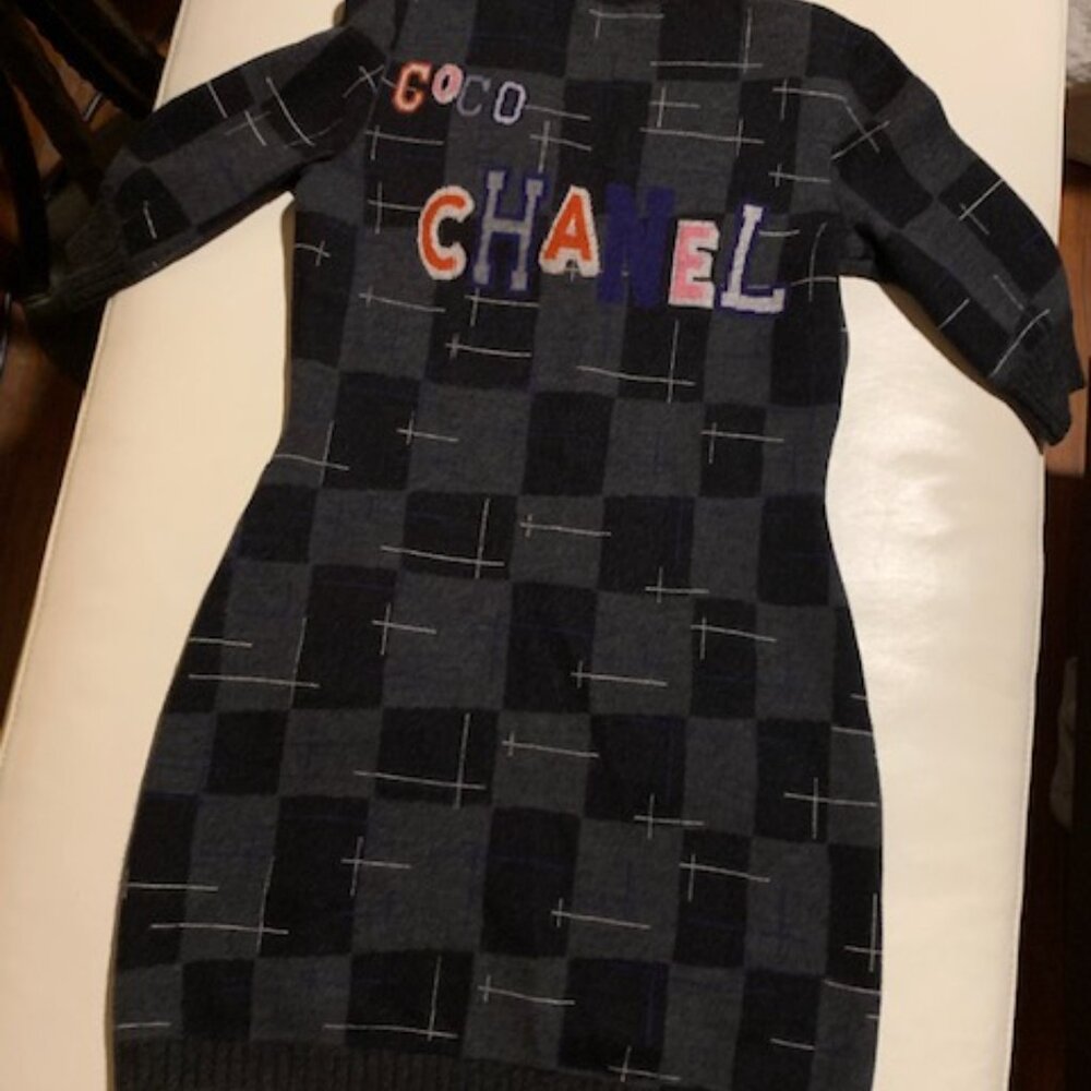 CHANEL 21B Cashmere Wool Silk Mini Dress, Size 34 - Picture 4 of 11